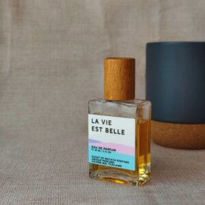 LA VIE EST BELLE UNIQUE PERFUME