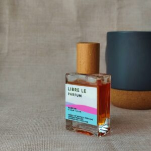 LIBRE LE PARFUM UNIQUE PERFUME